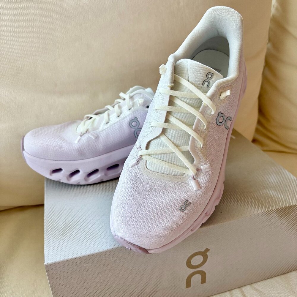 Brand New - On Running Shoes Women (Cloudtilt) in Pink